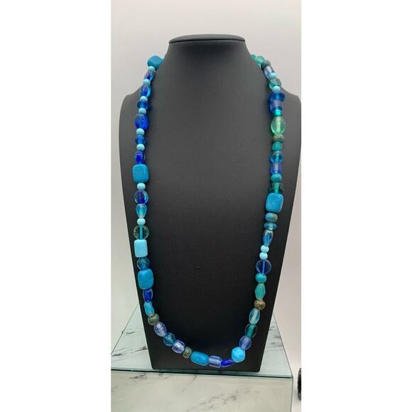 Aqua And Turquoise Blue Mixed Beads Beaded Necklace - Picture 3 of 5